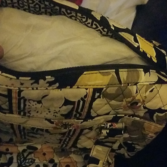 Purses - Picture 2 of 3